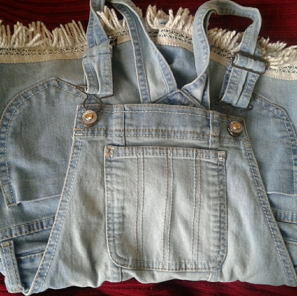 Girls jordache short overalls - Picture 1 of 3